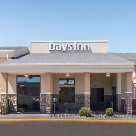 Days Inn By Wyndham Minot Eksteriør billede