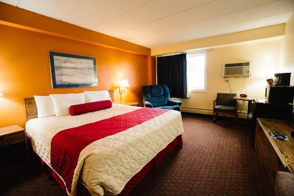 Days Inn By Wyndham Minot Eksteriør billede